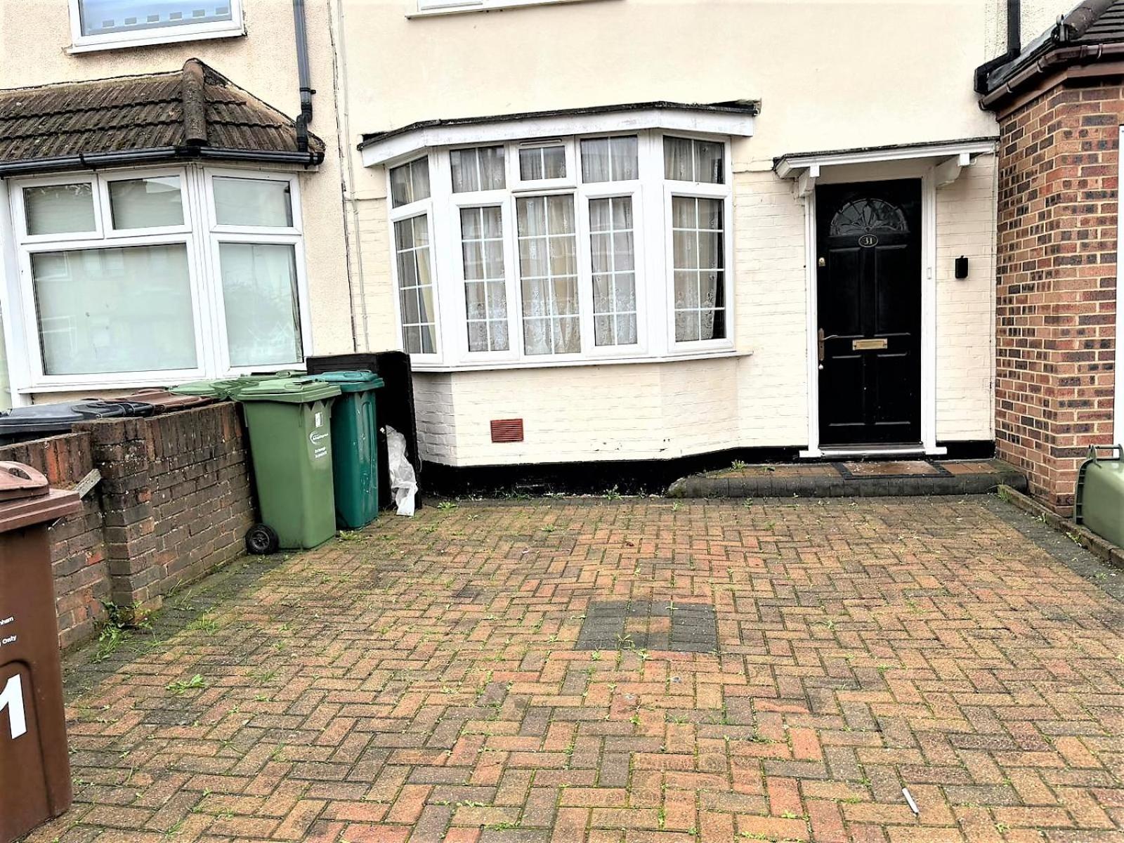London Luxury 5 Bedroom House 2 Min Walk To The Tube Station 达格纳姆 外观 照片